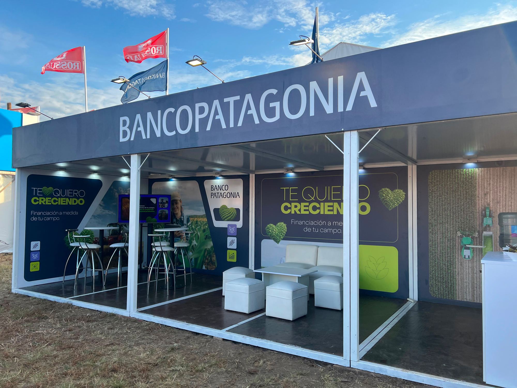 Banco Patagonia — Stands y ambientaciones